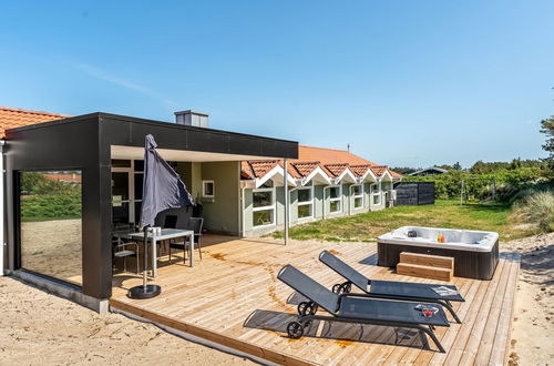 Foto 13 - Casa de 4 quartos em Klitmøller com piscina privada e terraço