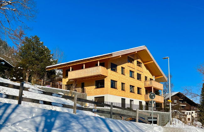 Apartamento de 3 quartos em Zweisimmen - Foto 1