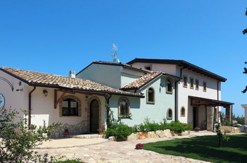 Foto 1 - Apartamento de 1 habitación en Termoli con piscina y vistas al mar