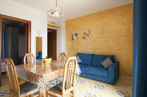 Photo 14 - 1 bedroom Apartment in Termoli with swimming pool and garden