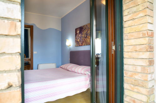 Foto 19 - Apartment mit 1 Schlafzimmer in Termoli mit schwimmbad und blick aufs meer