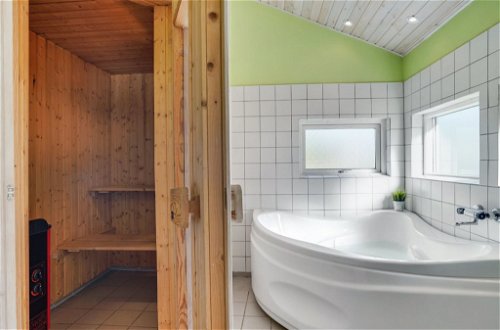 Foto 18 - Casa con 4 camere da letto a Otterup con terrazza e sauna