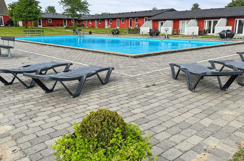 Foto 7 - Apartamento de 2 quartos em Aakirkeby com piscina e terraço