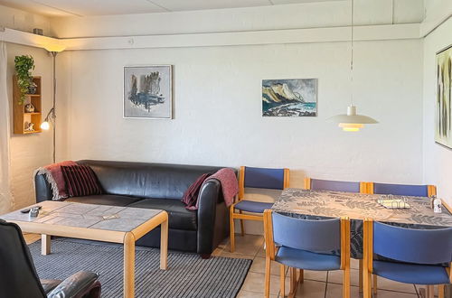 Foto 18 - Apartamento de 2 quartos em Aakirkeby com piscina e terraço