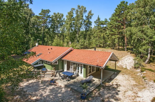 Photo 2 - Maison de 4 chambres à Nexø avec terrasse et sauna