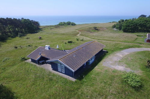 Foto 1 - Casa de 4 quartos em Aakirkeby com terraço e sauna