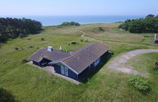 Foto 1 - Casa de 4 quartos em Aakirkeby com terraço e sauna