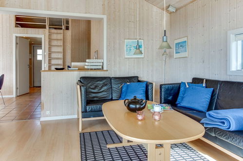 Photo 10 - 4 bedroom House in Aakirkeby with terrace and sauna