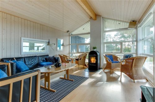 Photo 8 - Maison de 4 chambres à Aakirkeby avec terrasse et sauna