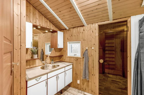 Foto 23 - Casa de 5 quartos em Løkken com terraço e sauna