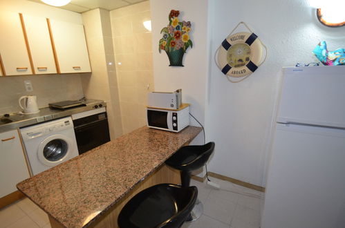 Foto 4 - Apartamento de 2 habitaciones en Salou con piscina y jardín