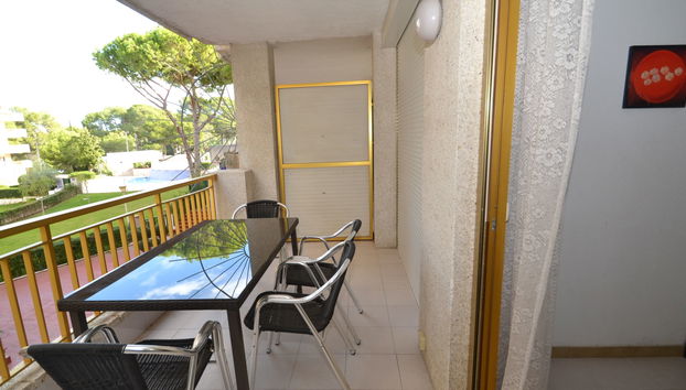Apartment mit 3 Schlafzimmern in Salou mit schwimmbad und garten - Foto 2