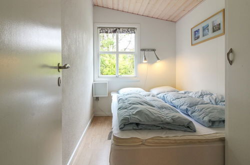 Photo 15 - Maison de 2 chambres à Blåvand avec terrasse et bain à remous