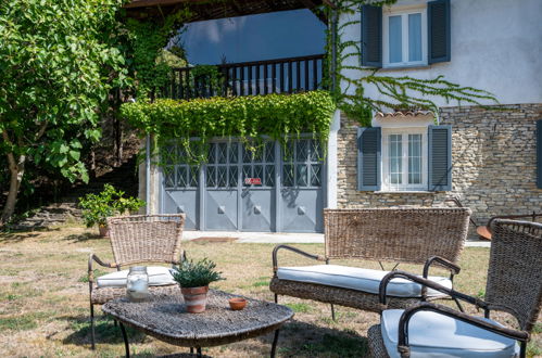 Photo 3 - Maison de 2 chambres à Santo Stefano Belbo avec jardin et terrasse