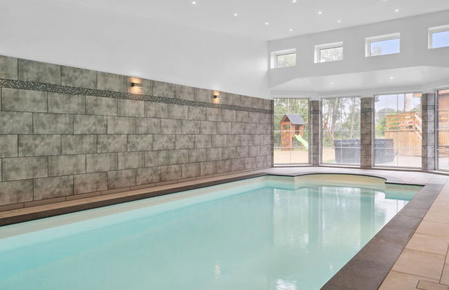 7 bedroom House in Væggerløse with private pool and terrace - Photo 37