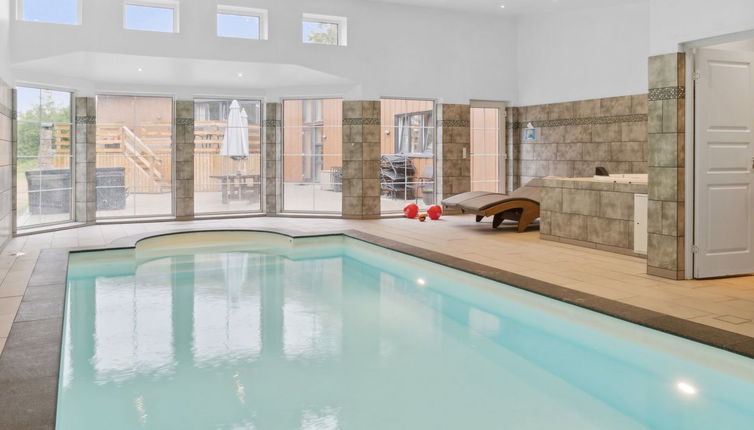 Photo 1 - Maison de 7 chambres à Væggerløse avec piscine privée et terrasse