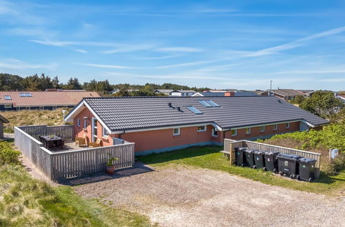 Photo 6 - Maison de 4 chambres à Klitmøller avec piscine privée et terrasse