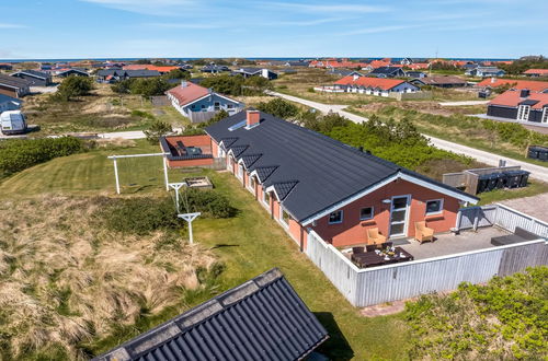 Photo 5 - Maison de 4 chambres à Klitmøller avec piscine privée et terrasse