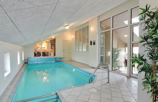 Photo 2 - Maison de 4 chambres à Klitmøller avec piscine privée et terrasse