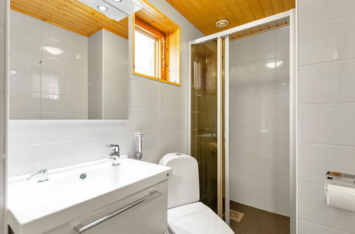 Foto 17 - Casa de 5 quartos em Inari com sauna e vista para a montanha