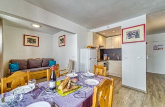Photo 2 - 2 bedroom Apartment in Les Belleville with mountain view