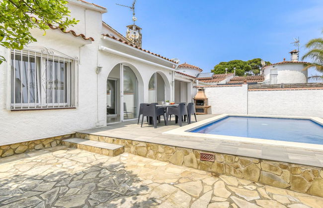 Casa de 4 quartos em Castelló d'Empúries com piscina privada e jardim - Foto 27