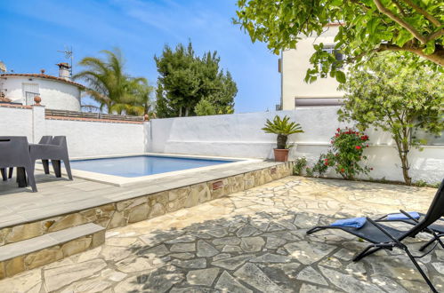 Foto 24 - Casa de 3 quartos em Castelló d'Empúries com piscina privada e jardim