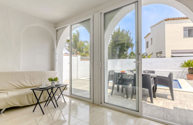 Casa de 4 quartos em Castelló d'Empúries com piscina privada e jardim - Foto 11