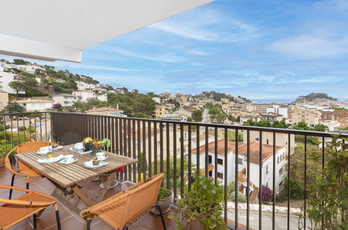 Foto 2 - Appartamento con 2 camere da letto a Tossa de Mar con piscina e vista mare