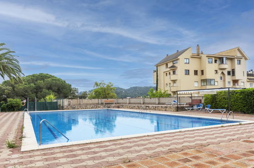 Foto 17 - Appartamento con 2 camere da letto a Tossa de Mar con piscina e terrazza