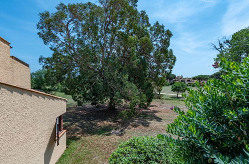 Foto 23 - Appartamento con 1 camera da letto a Saint-Cyprien con piscina e vista mare