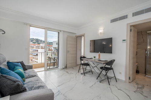 Foto 10 - Apartamento en Cannes con vistas al mar