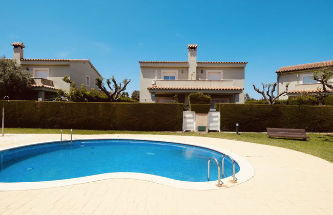Casa de 4 quartos em Mont-roig del Camp com piscina e jardim - Foto 1
