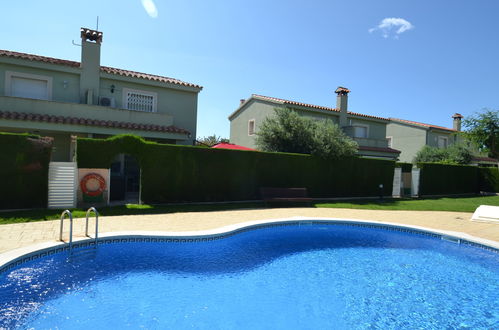 Foto 17 - Casa de 3 quartos em Mont-roig del Camp com piscina e vistas do mar