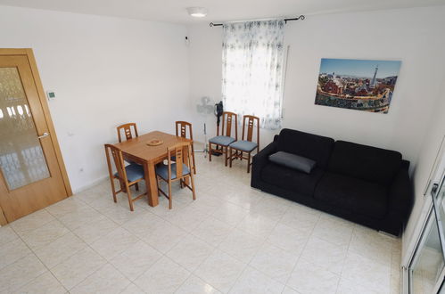 Photo 6 - 3 bedroom House in Mont-roig del Camp with swimming pool and garden