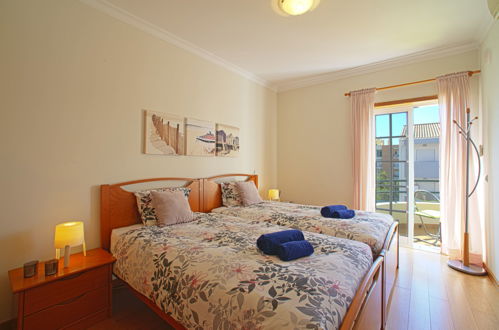 Foto 17 - Appartamento con 2 camere da letto a Silves con piscina e vista mare