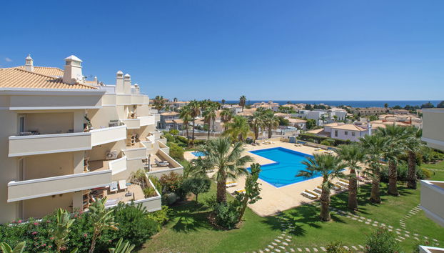 Apartamento de 2 quartos em Albufeira com piscina e jardim - Foto 4