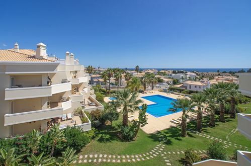 Foto 1 - Apartamento de 2 quartos em Albufeira com piscina e vistas do mar