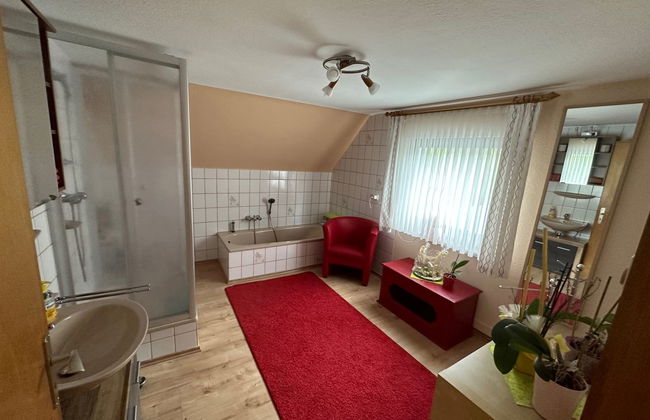 Apartamento de 2 quartos em Adenau com jardim - Foto 6