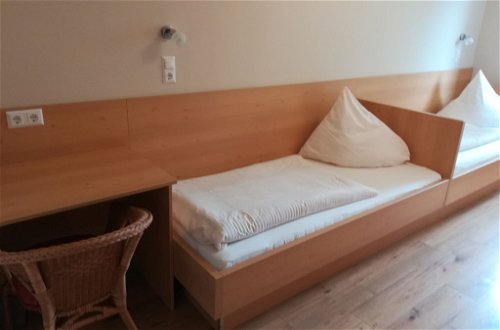 Foto 9 - Appartamento con 2 camere da letto a Velden am Wörther See con giardino e vista sulle montagne