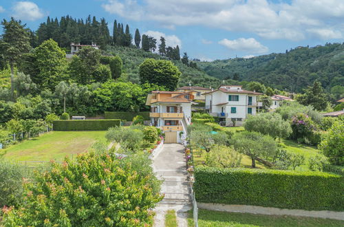 Foto 2 - Appartamento con 3 camere da letto a Massarosa con terrazza e vista mare