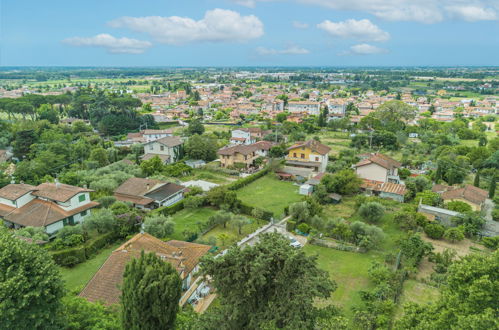 Foto 5 - Appartamento con 3 camere da letto a Massarosa con terrazza e vista mare