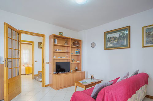 Foto 9 - Apartamento de 3 quartos em Massarosa com jardim e terraço