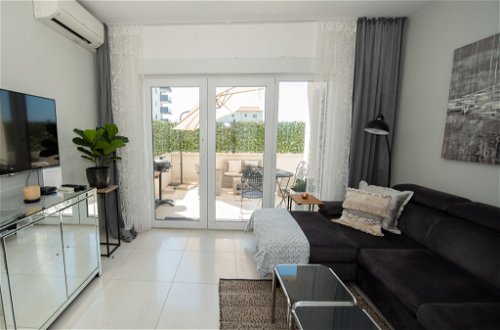 Foto 8 - Apartamento de 2 habitaciones en Seget con piscina y vistas al mar