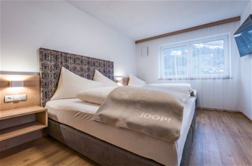 Foto 12 - Appartamento con 3 camere da letto a Hippach con terrazza e vista sulle montagne