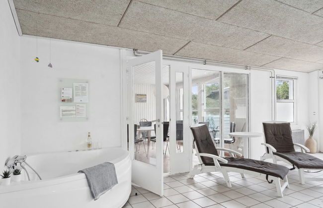Casa de 4 quartos em Løkken com piscina privada e terraço - Foto 27