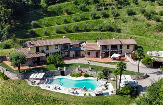 Photo 1 - Maison de 7 chambres à Corte Franca avec piscine privée et vues sur la montagne