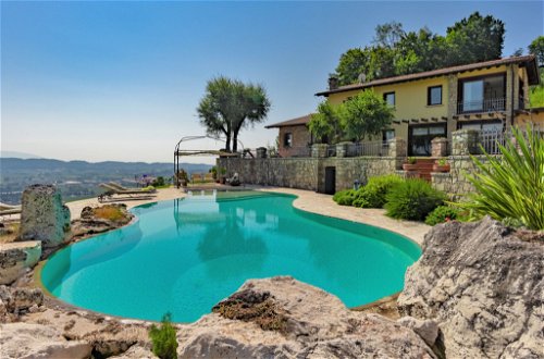 Foto 2 - Casa de 7 quartos em Corte Franca com piscina privada e vista para a montanha