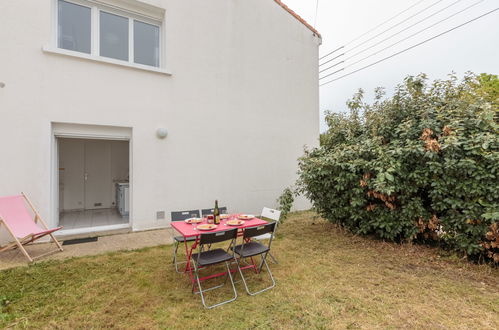 Photo 2 - Maison de 2 chambres à Royan avec jardin et vues à la mer