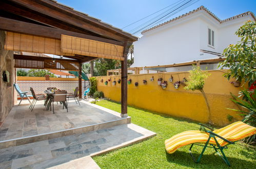 Photo 12 - 3 bedroom House in Rincón de la Victoria with garden and sea view